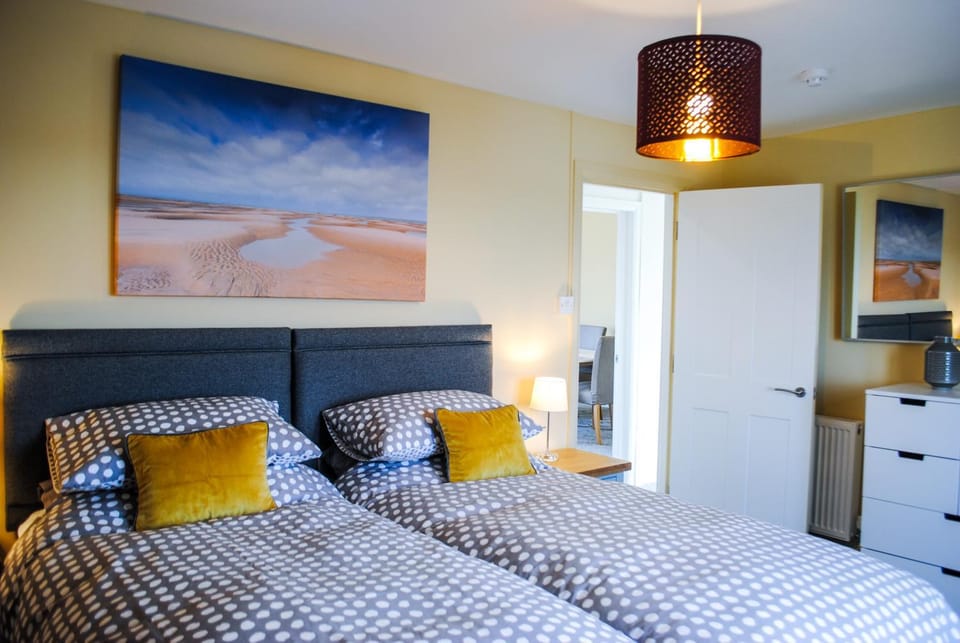The Sky Lounge Apartment in Dover District
