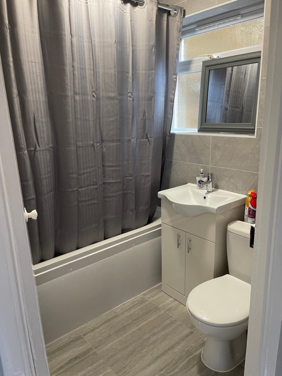 Entire Lovely 2 bedroom apartment with private garden & free street parking Apartment in London Borough of Southwark