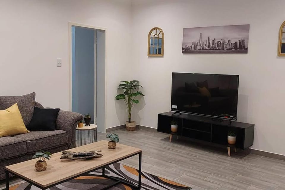 Living room, Evening entertainment