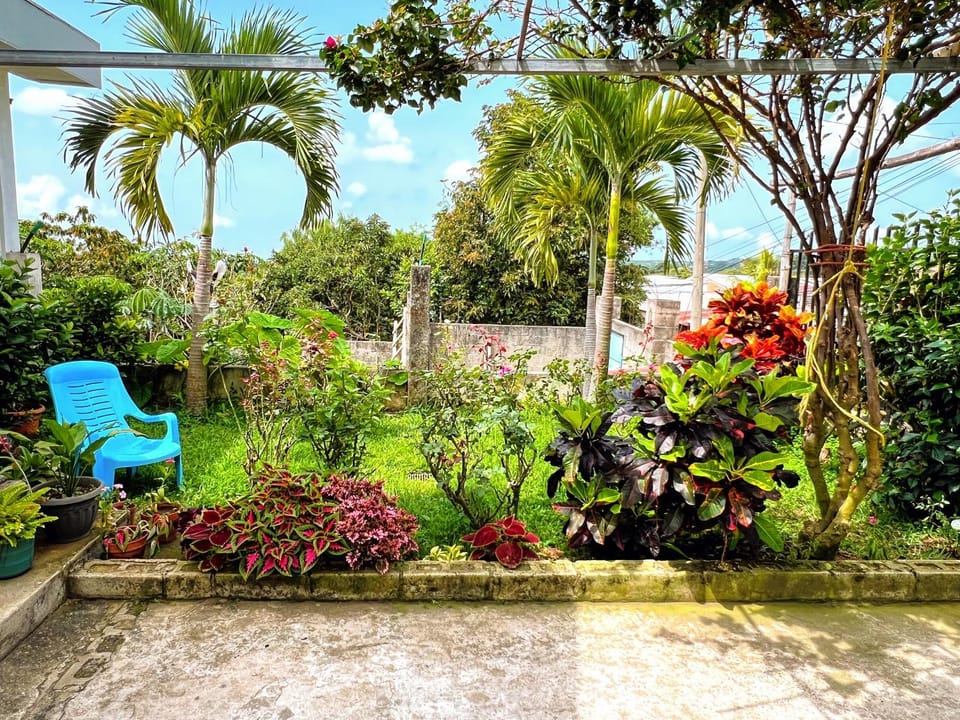 Samay Hostel Bed and Breakfast in El Salvador