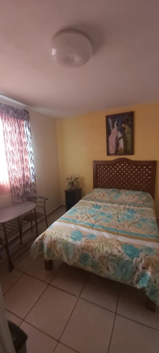 Habitacion 2 personas Super CasaSan Fco4 Vacation rental in State of Puebla