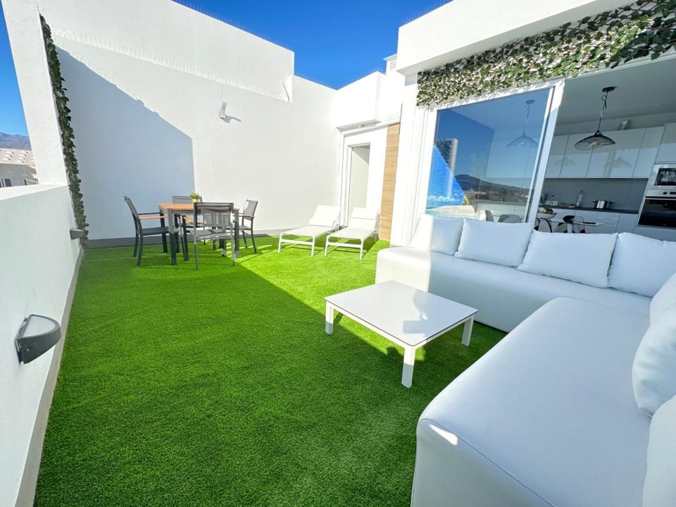 Patio, Natural landscape, View (from property/room), Balcony/Terrace, Evening entertainment