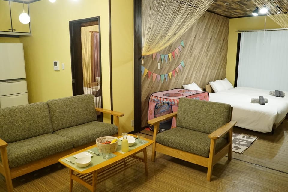 Bed, Living room, Photo of the whole room, Bedroom