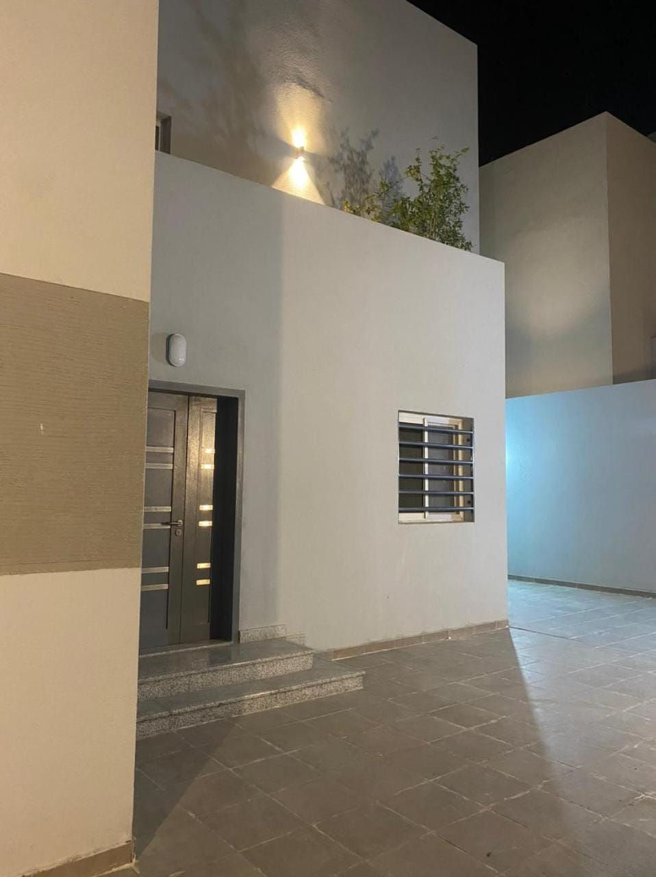 Property building, Night