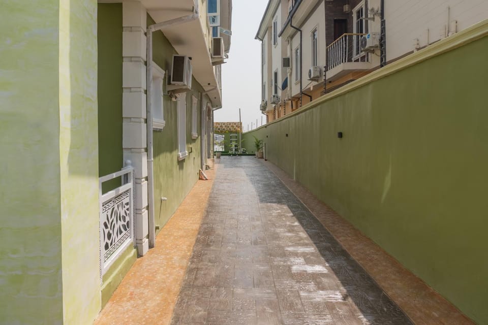 Property building, Parking