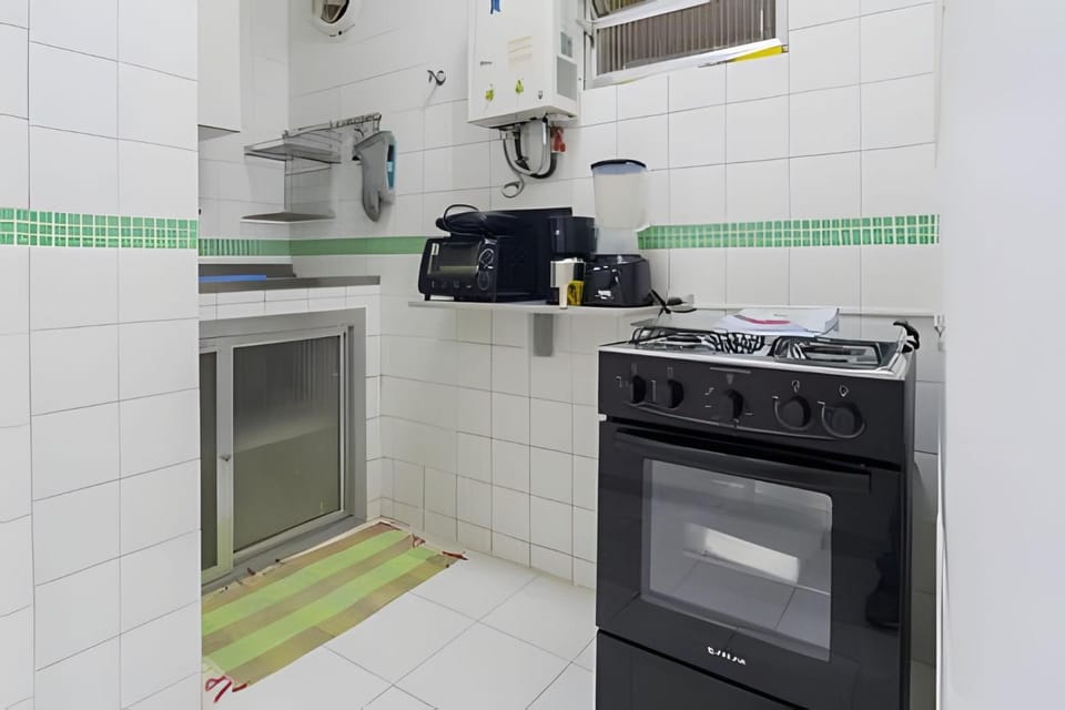 Kitchen or kitchenette, oven, stove