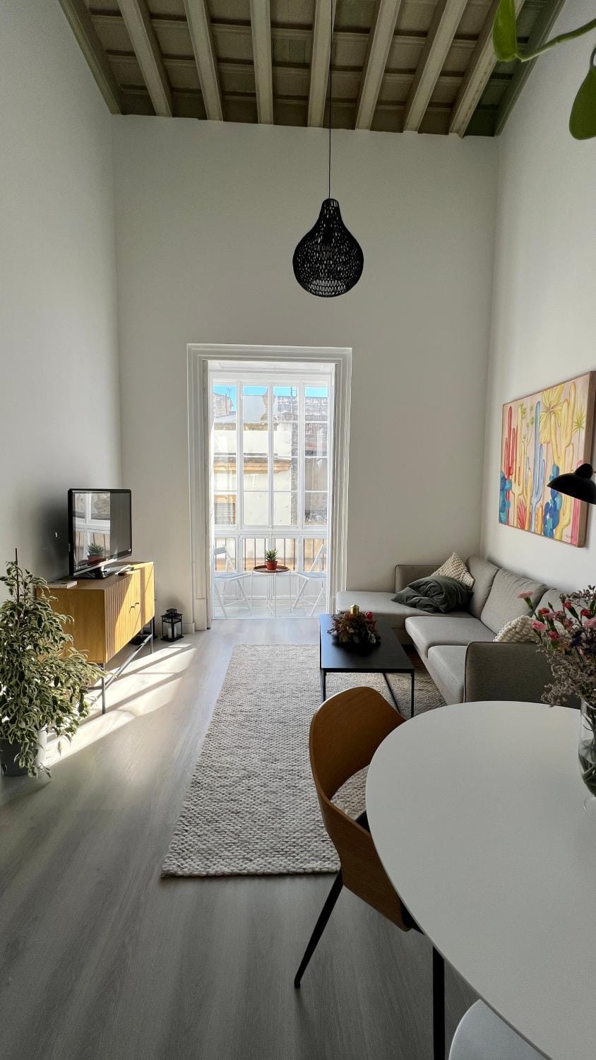 Communal lounge/ TV room, Lounge or bar, Dining area