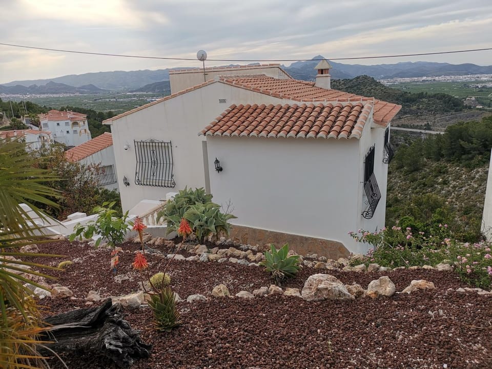Property building, Garden