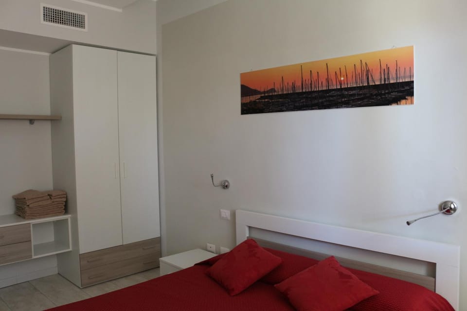 Property building, Living room, Bedroom