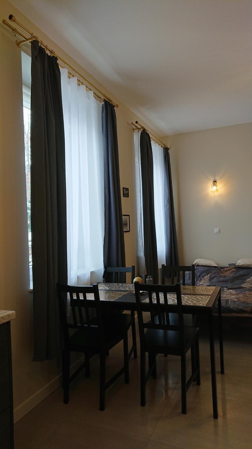 Bed, Dining area, Bedroom