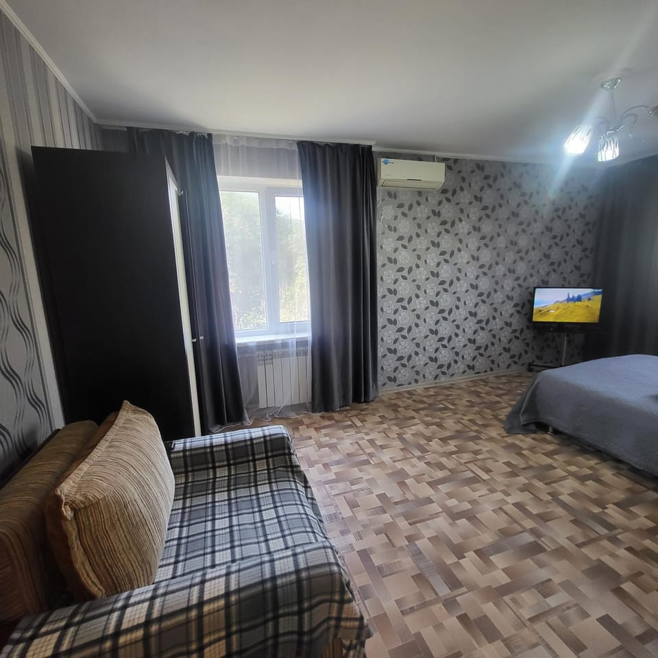 Уютная однокомнатная квартира Apartment in Almaty