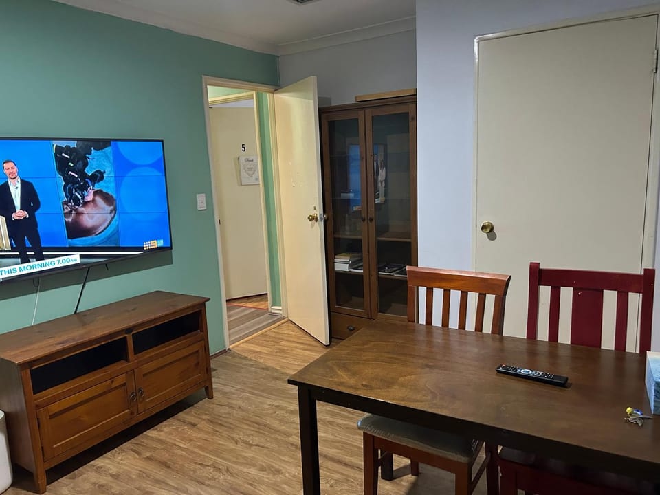 two bed room Lovely granny flat Bed and Breakfast in Perth