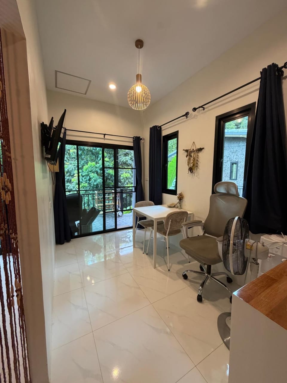 Khaoraa Terrace Room5 House in Ban Tai