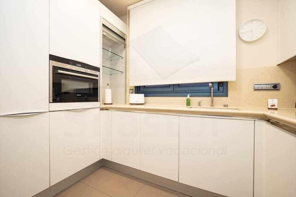 Bahia By Silastur Apartment in Gijón
