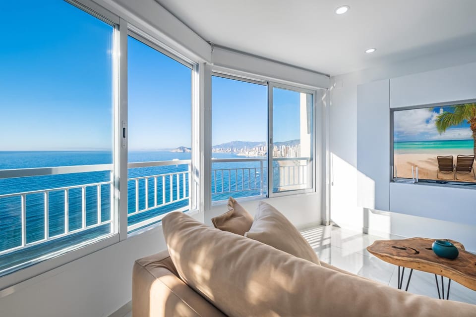 TV and multimedia, View (from property/room), Balcony/Terrace, Living room, Sea view