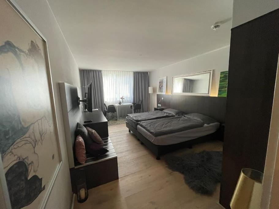 Gemütliches 778 Apartment Nähe Medienhafen S-Bahn und free Parken Apartment in Neuss
