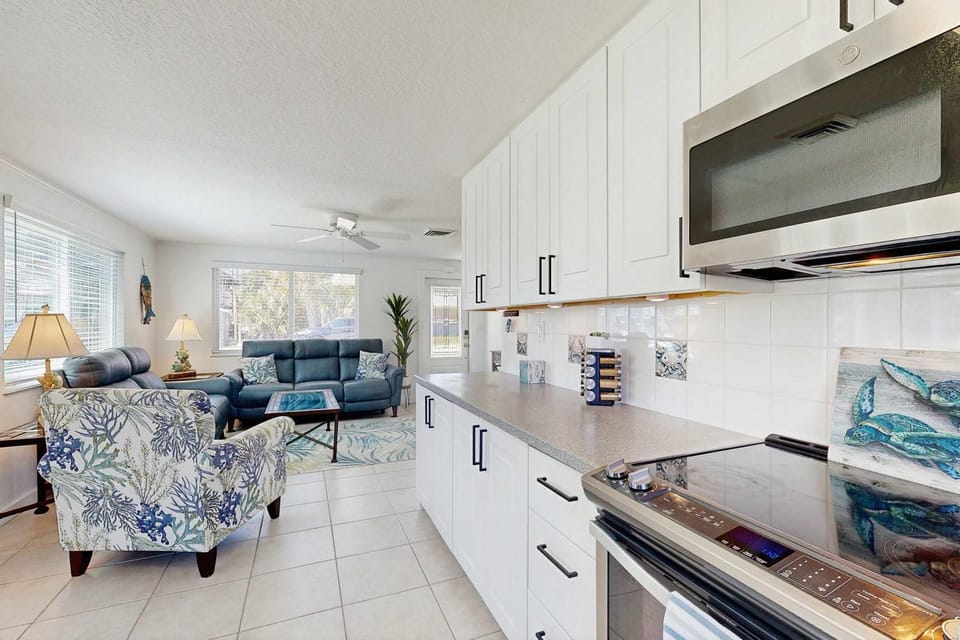 Manasota Magic House in Manasota Key