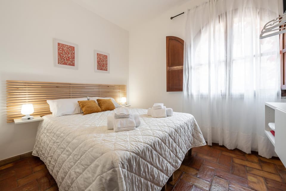 Living room, Bedroom