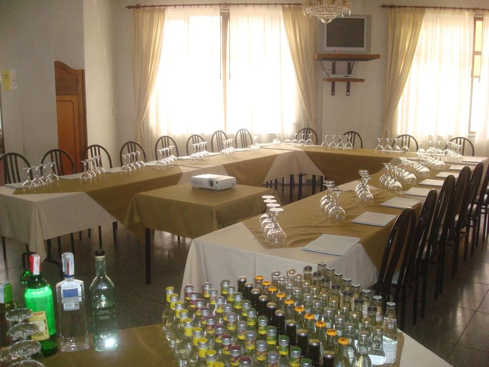 Business facilities, Banquet/Function facilities, Meeting/conference room