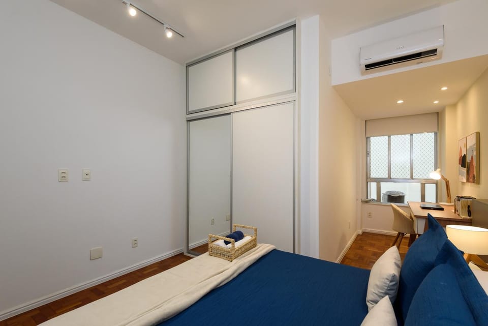 Modern 2 Bedroom with Garage | XS 83/304 Apartment in Rio de Janeiro