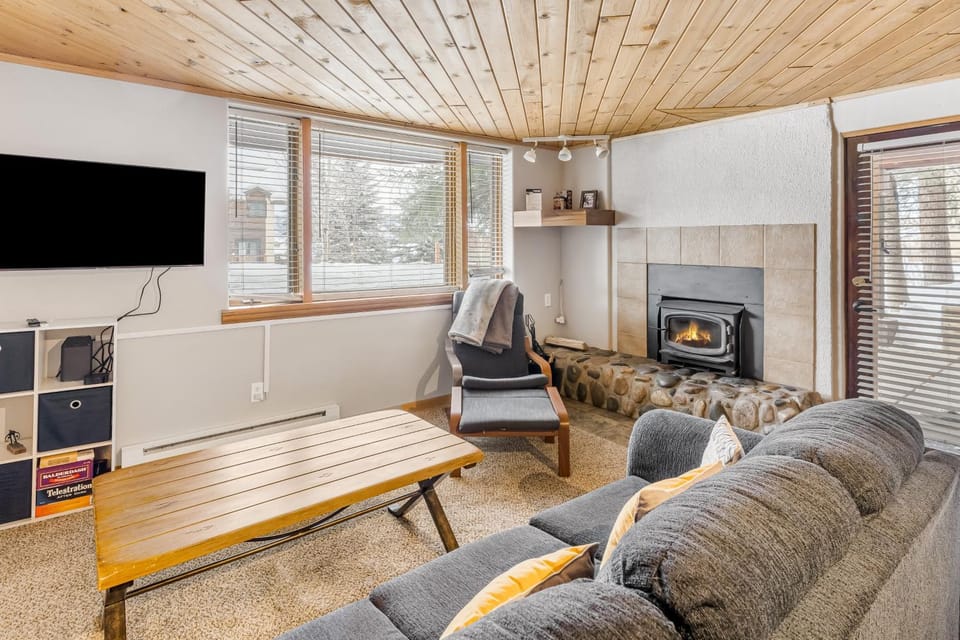 A Scent of Pine Apartment in Steamboat Springs