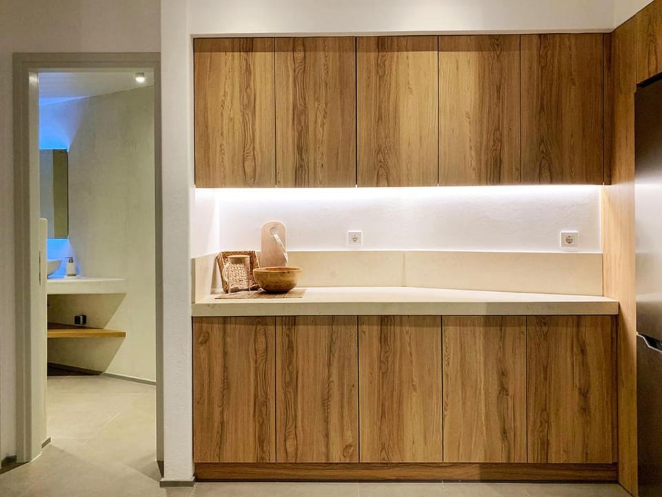 Bathroom, Kitchen or kitchenette