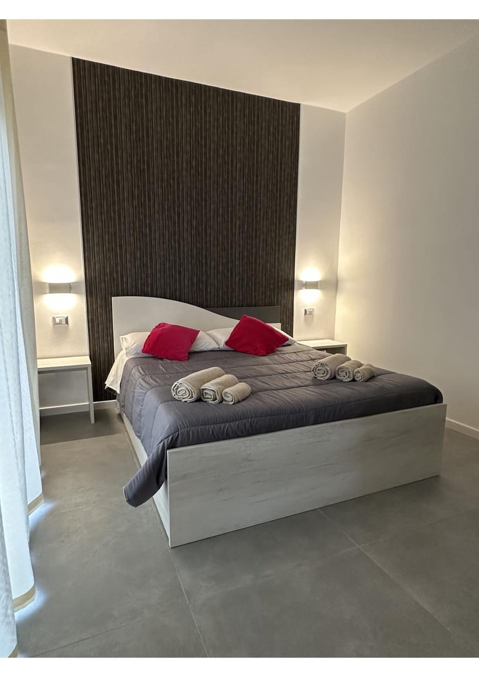 GIROOMS B&B Bed and Breakfast in Crotone