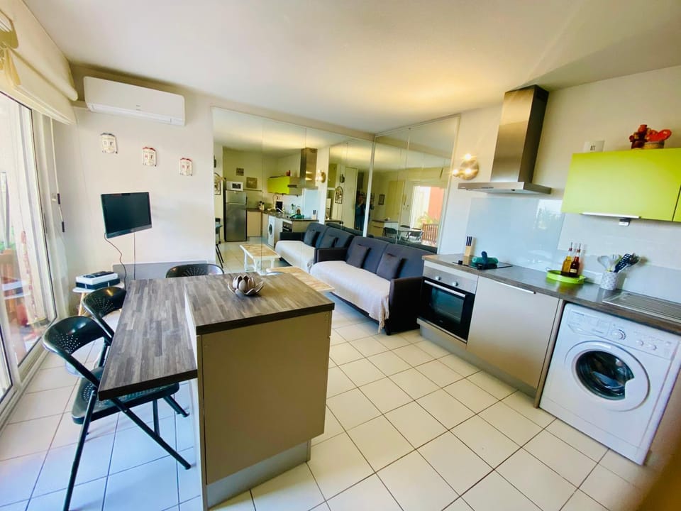 ''Croisette'' Appartement rez de jardin accès direct plage ! Apartment in Occitanie
