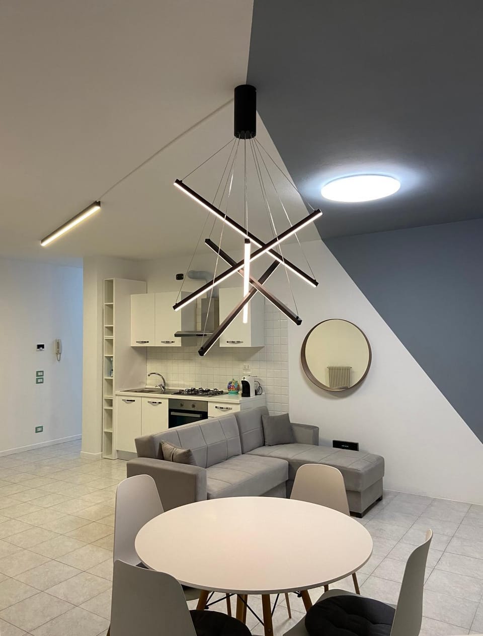Kitchen or kitchenette, Living room, Seating area, Dining area, pet friendly