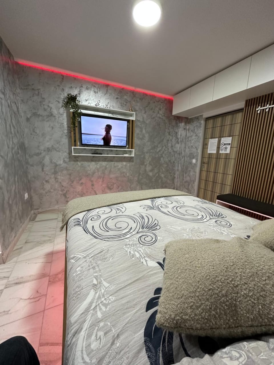 Exclusiv Room Apartment in Moldova