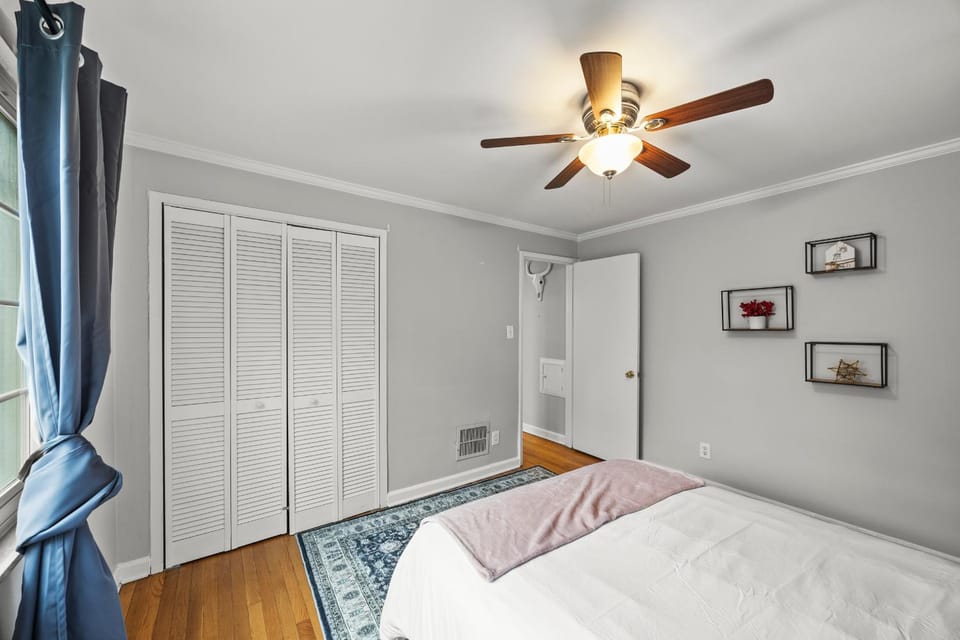 Bed, wardrobe