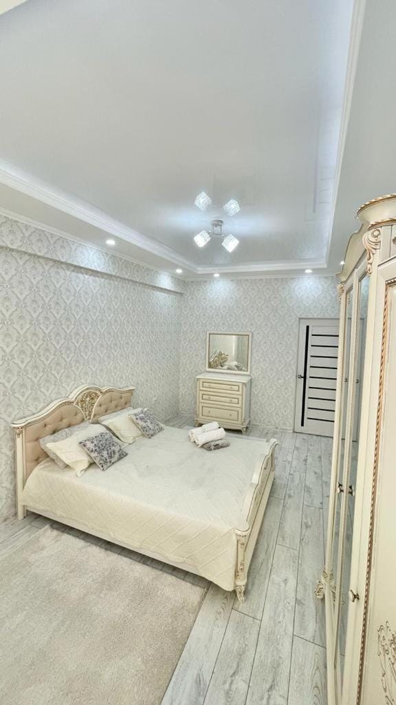 Bed, Photo of the whole room, Bedroom, internet, towels, wardrobe, air conditioner