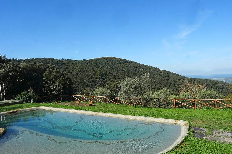 Hot Tub, Swimming pool