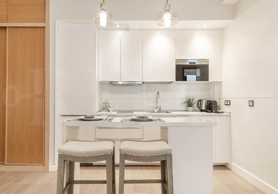 Cozy apartment with parking in the center by REMS Apartment in Malaga