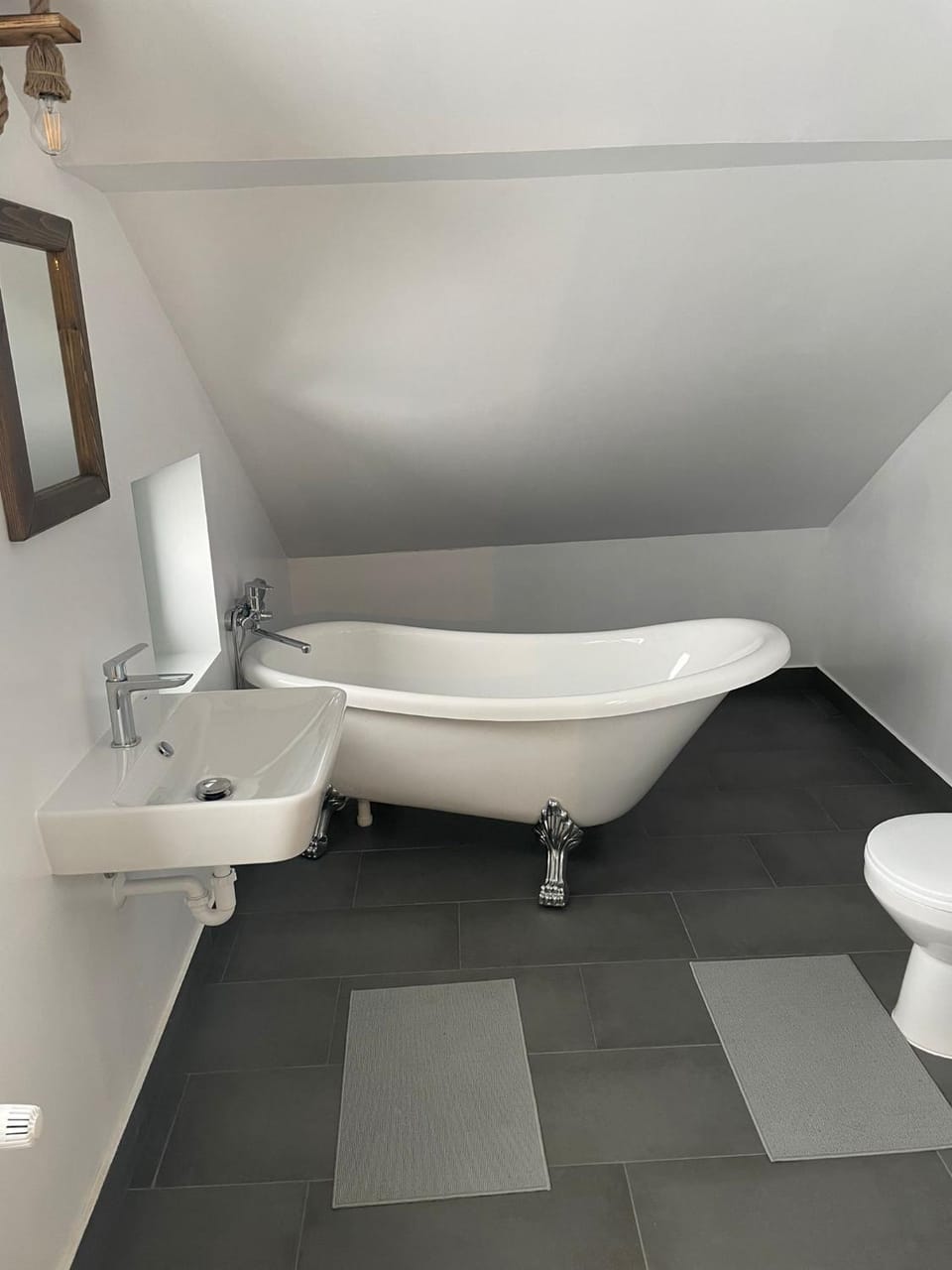 Toilet, Bathroom, Bath