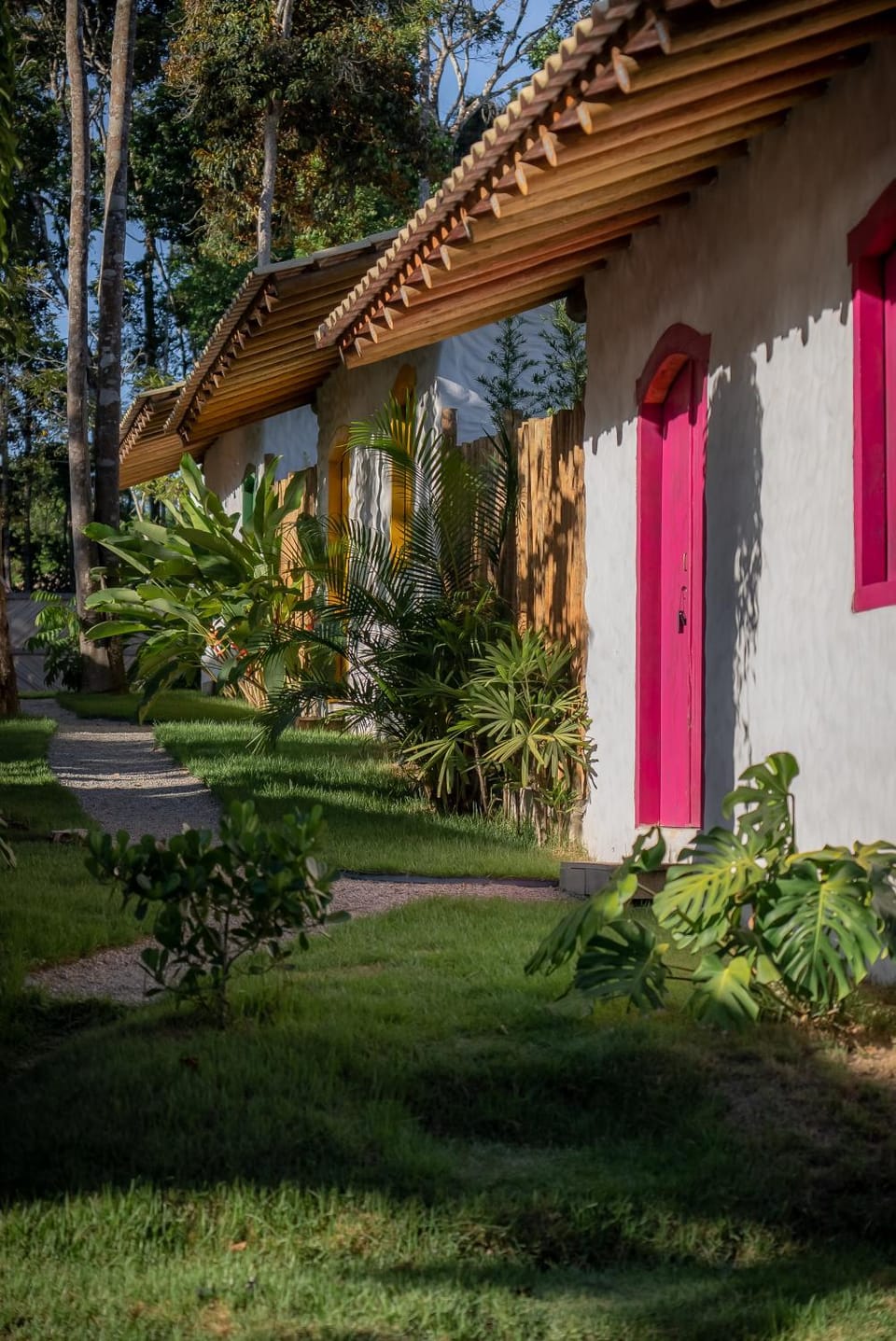 Facade/entrance, Garden, Bedroom