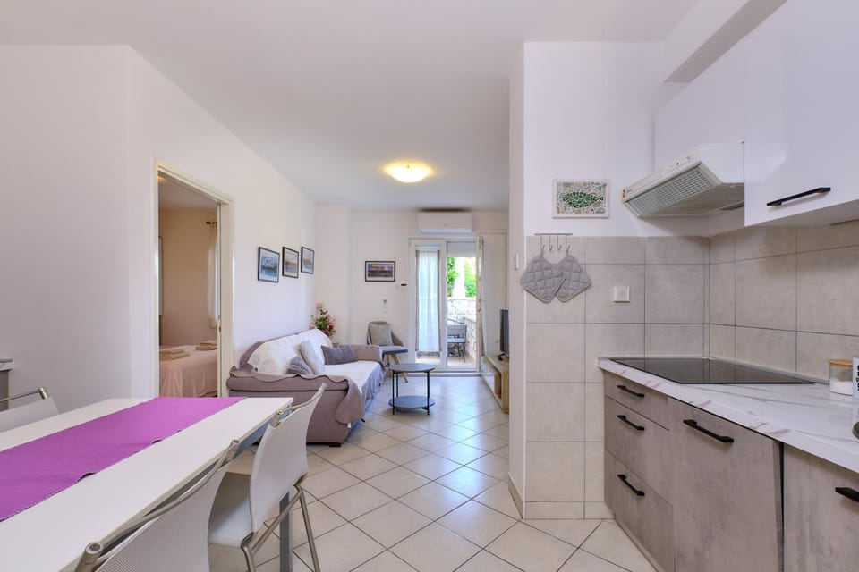 Living room, kitchen