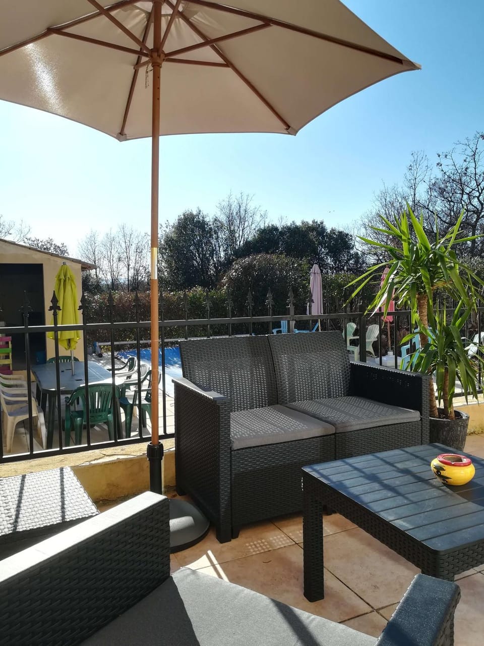 Patio, Day, View (from property/room), Balcony/Terrace, Living room, Seating area, Dining area, Pool view
