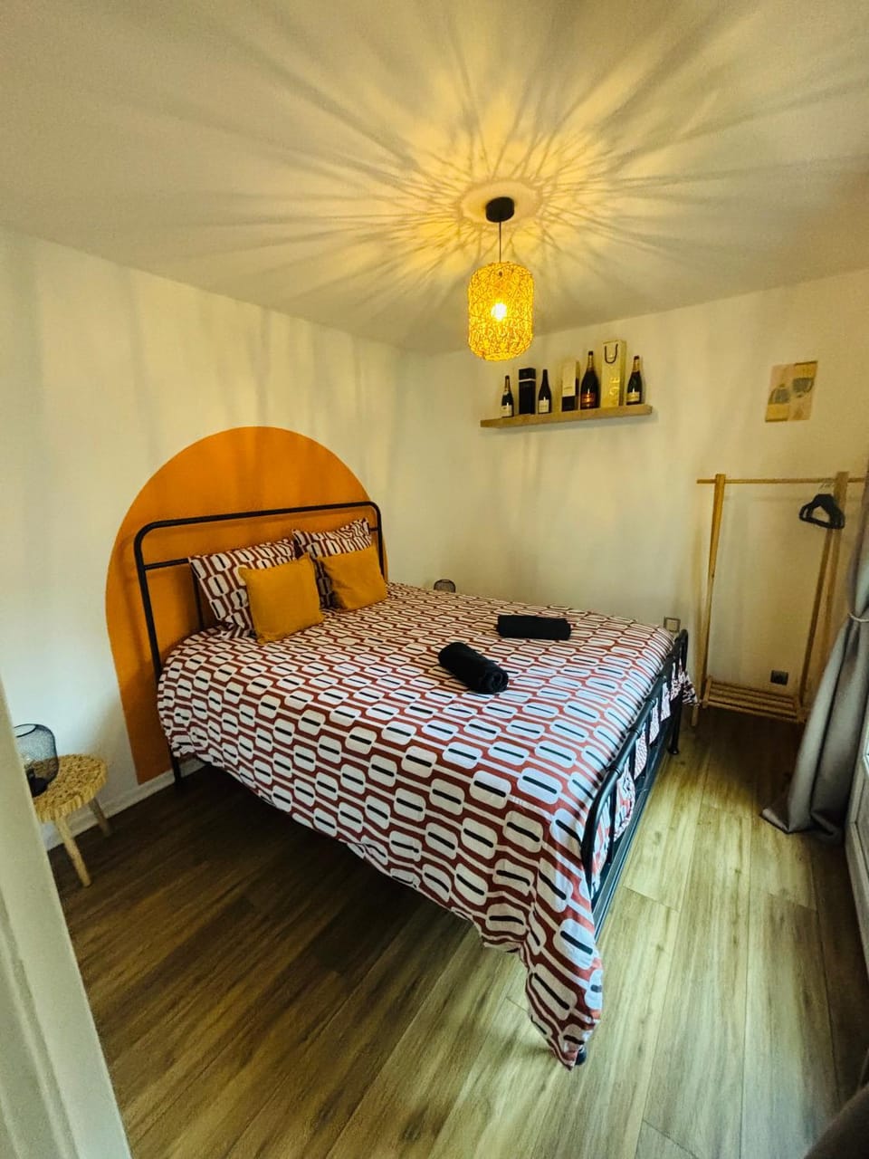 Fine bulle en Champagne - 1 chambre - Terrasse - RDC - Parking - centre ville Apartment in Epernay
