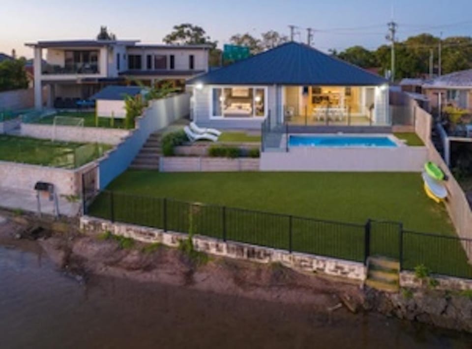 Garden, Swimming pool