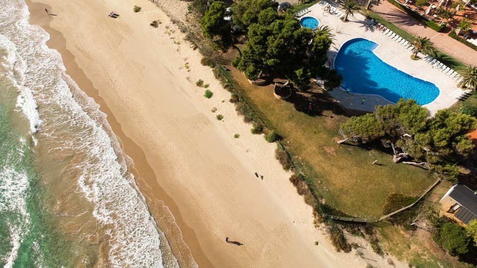 Beach, Swimming pool