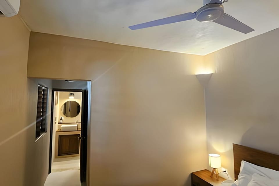 Bed, Photo of the whole room, Bedroom, air conditioner
