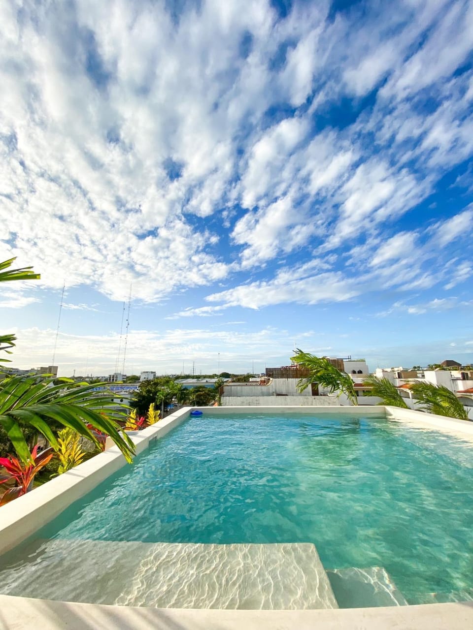 Day, Natural landscape, Balcony/Terrace, Swimming pool, Swimming pool