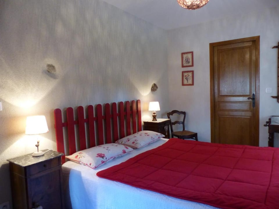 Grange rénovée avec jardin, proche Montluçon - FR-1-489-408 House in Auvergne-Rhône-Alpes