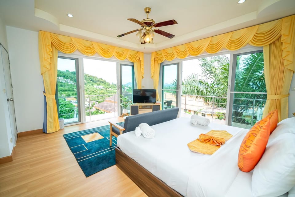 View (from property/room), Photo of the whole room