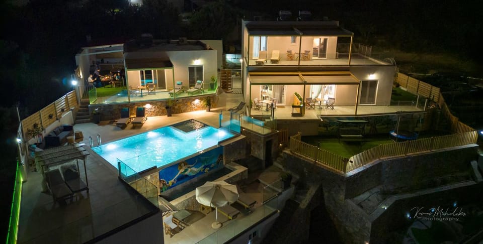 Night, Swimming pool