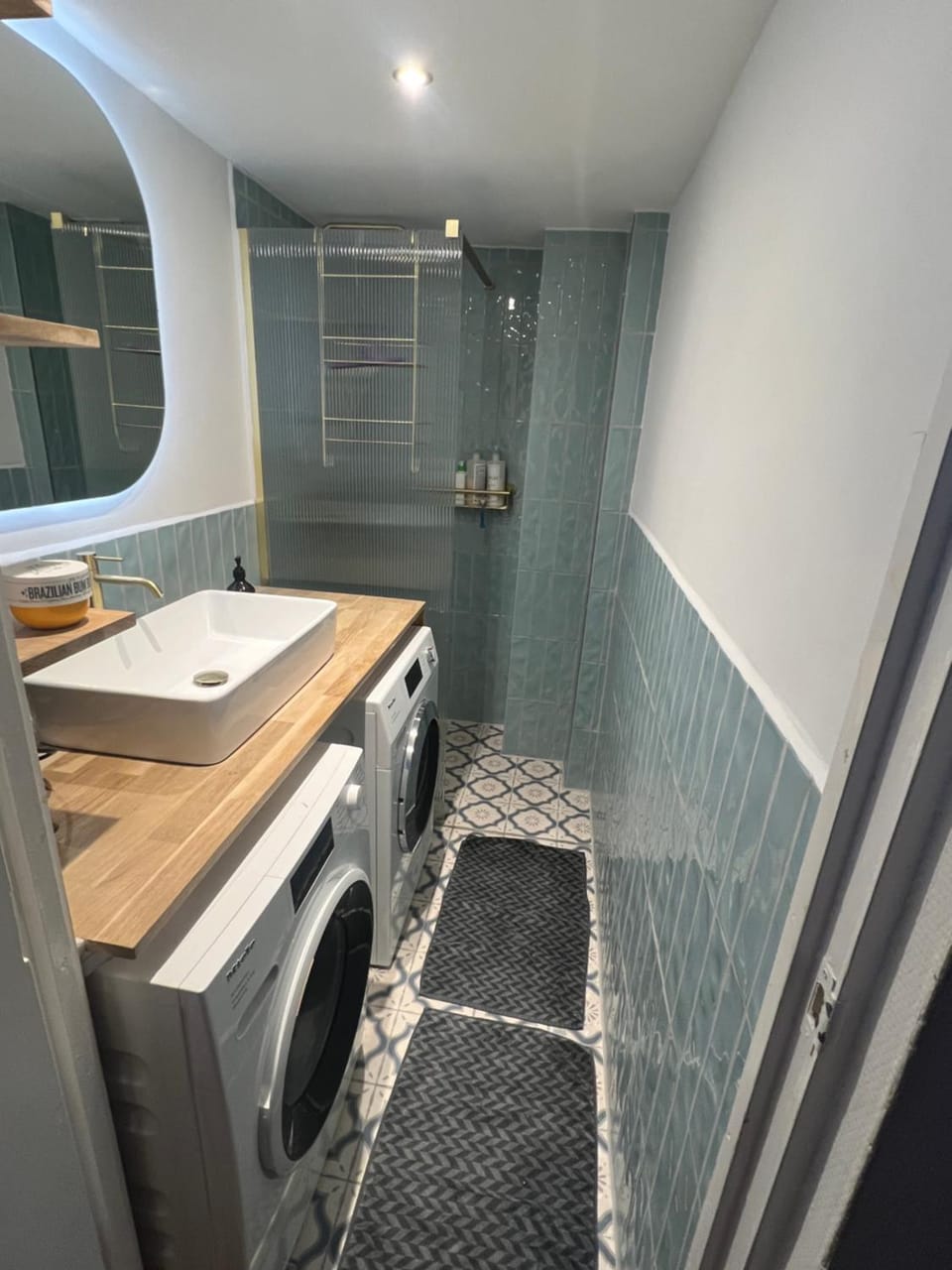 Shower, Bathroom, hair dryier, washing machine, dryer