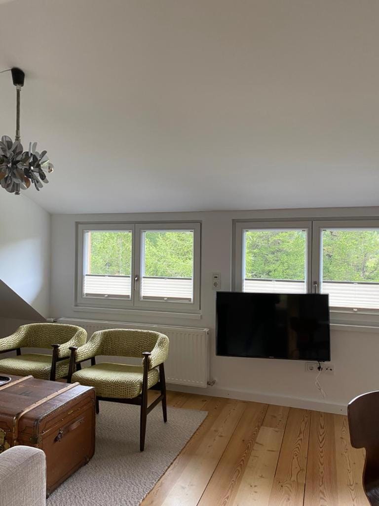 Communal lounge/ TV room, Living room, Seating area