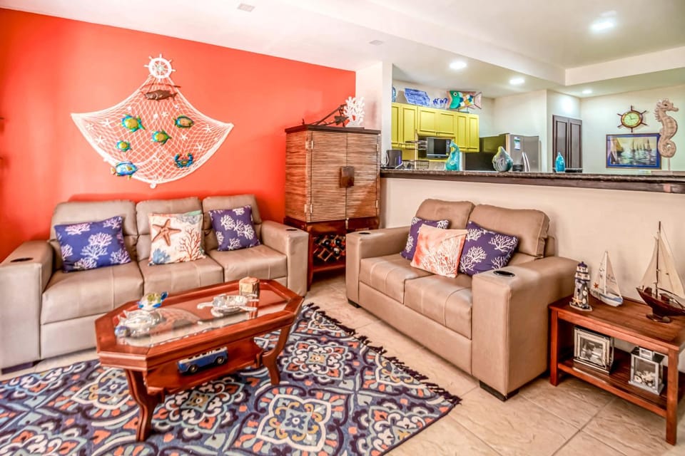 Bahia Encantada I1 Apartment in Jaco