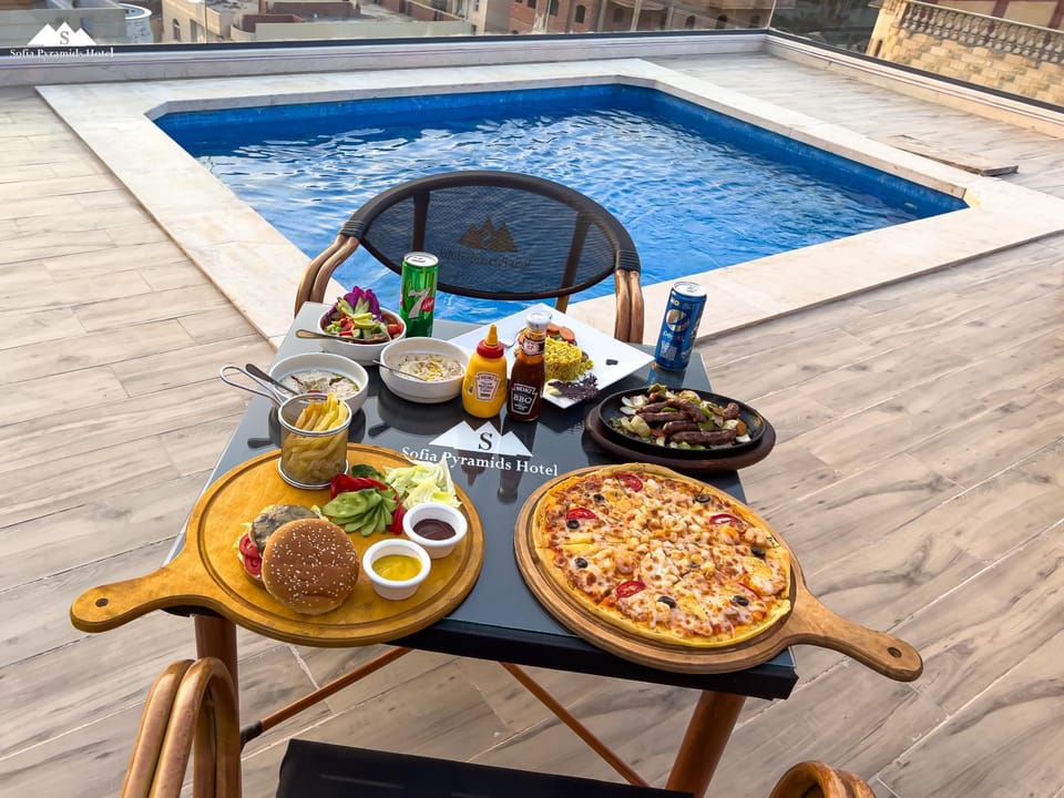Pool view, Continental breakfast, Drinks, sunbed